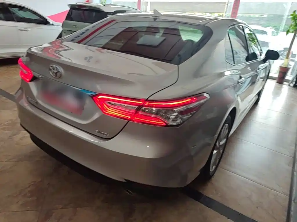 Camry 2021 2.0G Deluxe Edition купить на сайте DeffCars