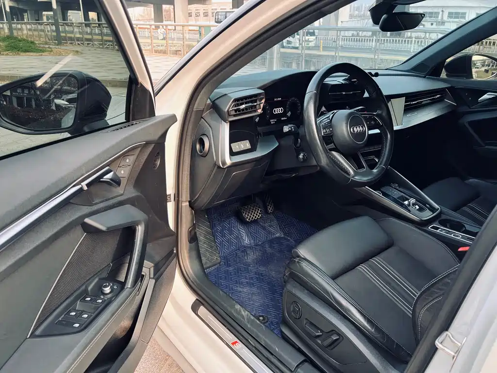 Audi A3 2021 Sportback 35 TFSI luxury sports model купить на сайте DeffCars