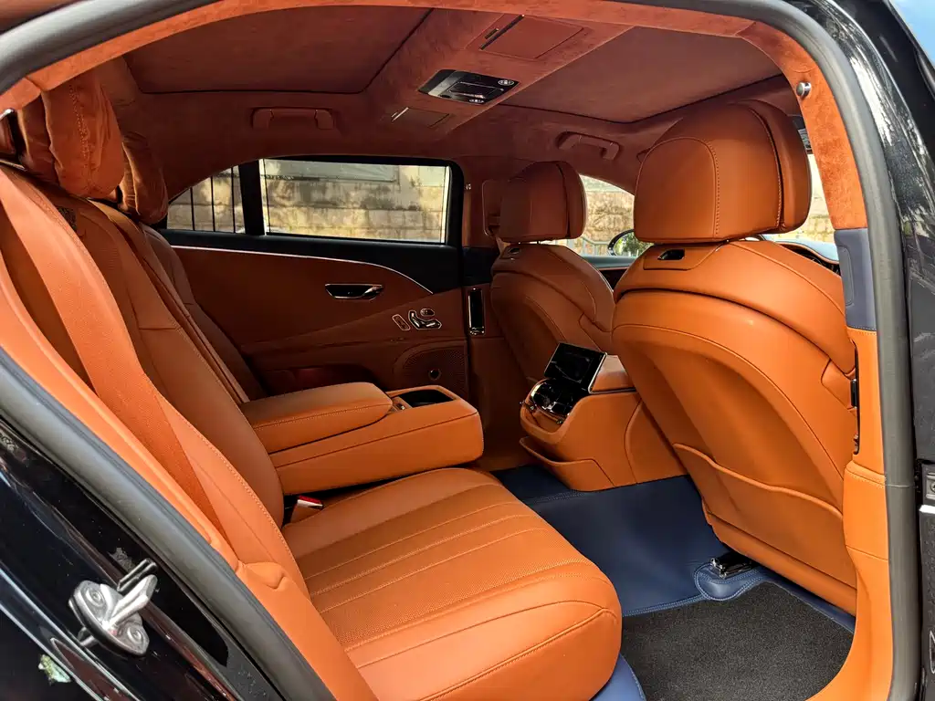Flying Spur 2022 4.0T V8 Standard Edition купить на сайте DeffCars