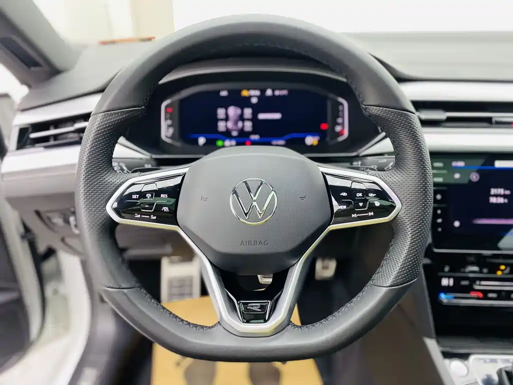 FAW-Volkswagen CC 2023 380TSI eye-catching version купить на сайте DeffCars