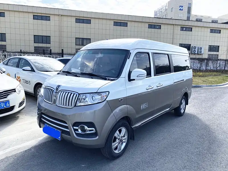 New Hiace X30L 2019 1.5L Fortune Edition National VI SWC15M купить на сайте DeffCars