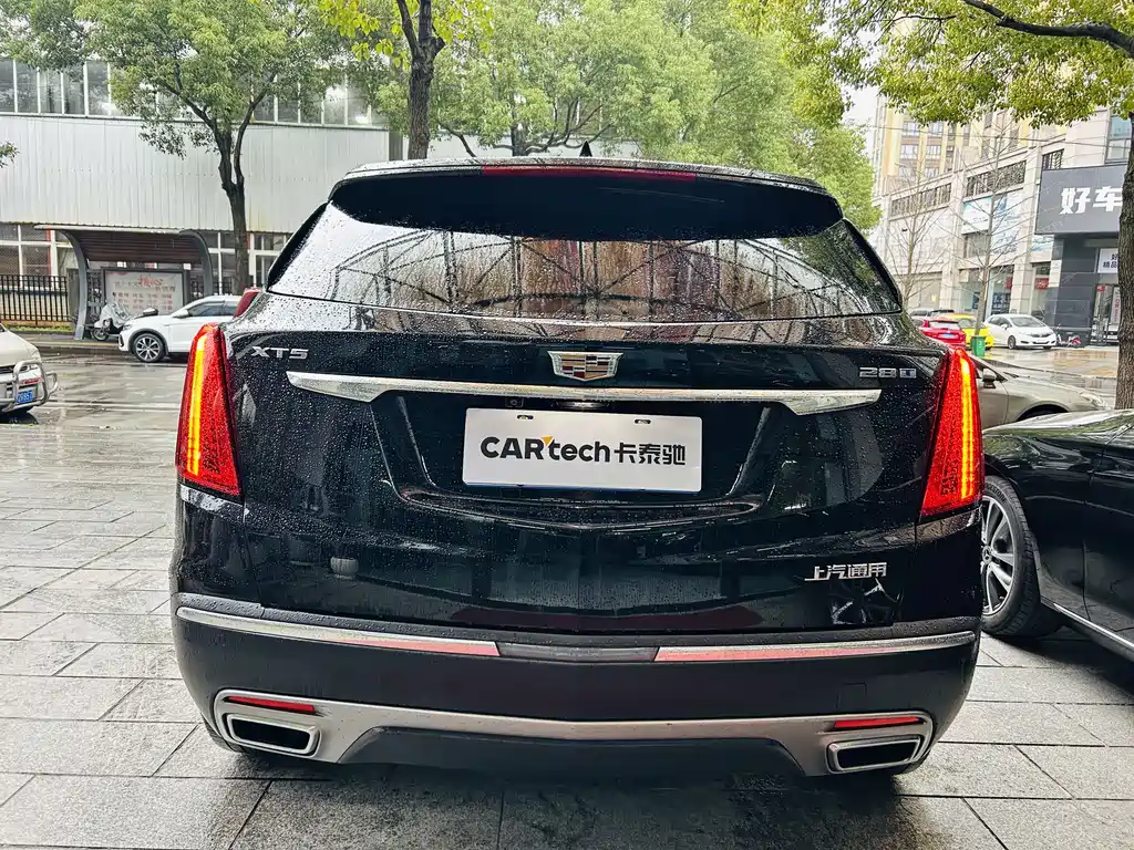 Cadillac XT5 2023 2.0T two-wheel drive fashion model купить на сайте DeffCars