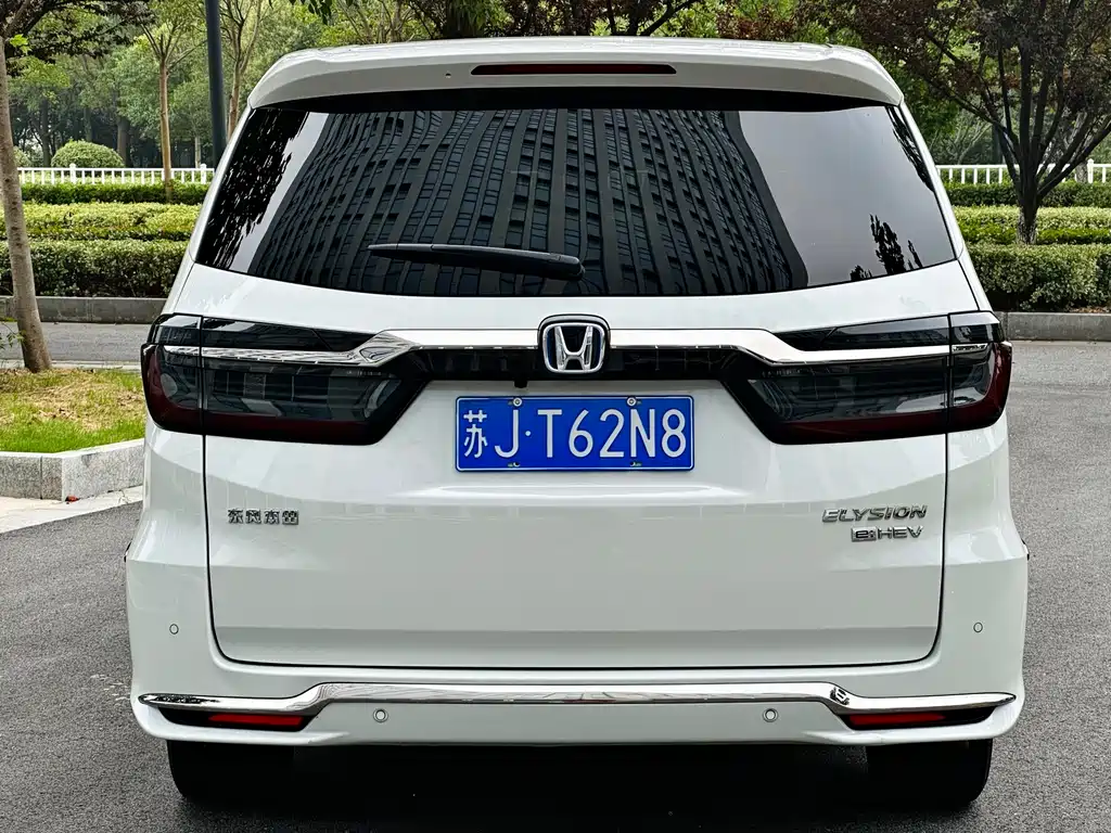 Alison 2022 2.0L e:HEV Extreme Edition купить на сайте DeffCars