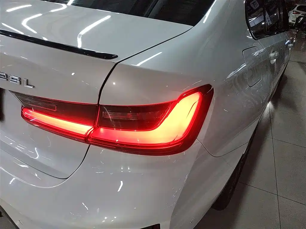 BMW 3 Series 2023 325Li M Sports Night Package купить на сайте DeffCars