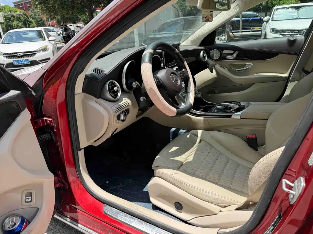 Mercedes-Benz C-Class 2015 facelift C 200 L купить на сайте DeffCars