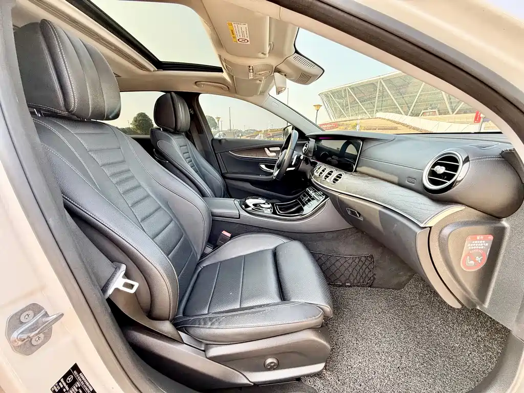 Mercedes-Benz E-Class 2016 E 200 L Sports купить на сайте DeffCars