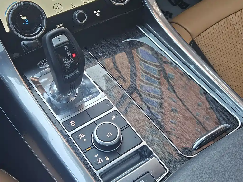 Range Rover Sport 2021 3.0 L6 Black Edition купить на сайте DeffCars