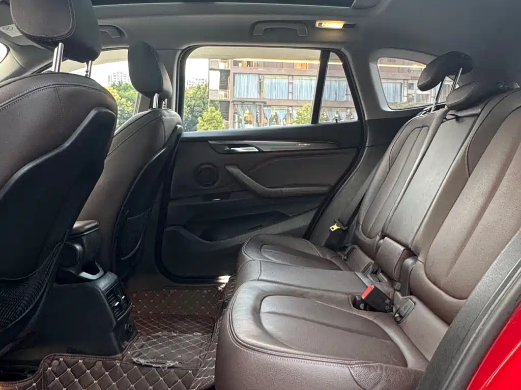 BMW X1 2018 sDrive18Li Exclusive Model купить на сайте DeffCars