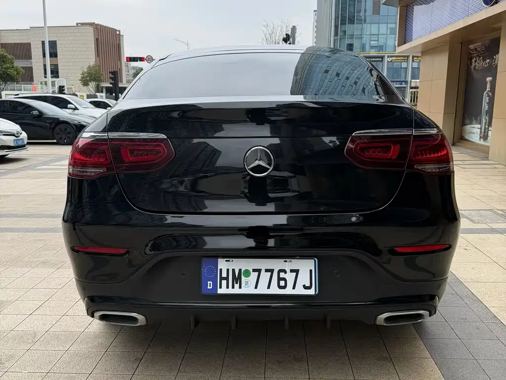 Mercedes-Benz GLC Coupe 2021 GLC 260 4MATIC Coupe SUV купить на сайте DeffCars