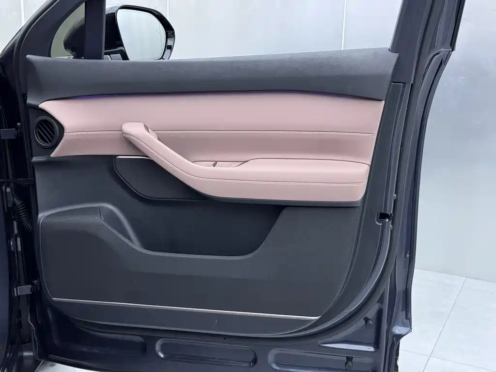 NIO EC6 2024 model 75kWh купить на сайте DeffCars
