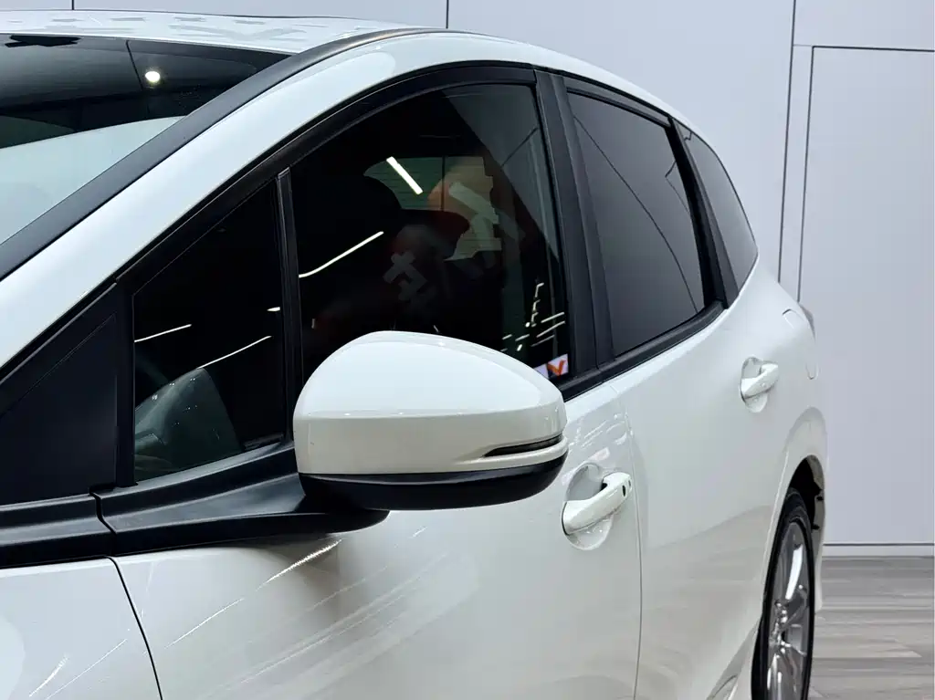Jade 2017 1.8L automatic comfort version 5 seats купить на сайте DeffCars