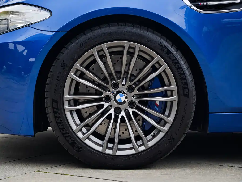 BMW M5 2012 M5 купить на сайте DeffCars