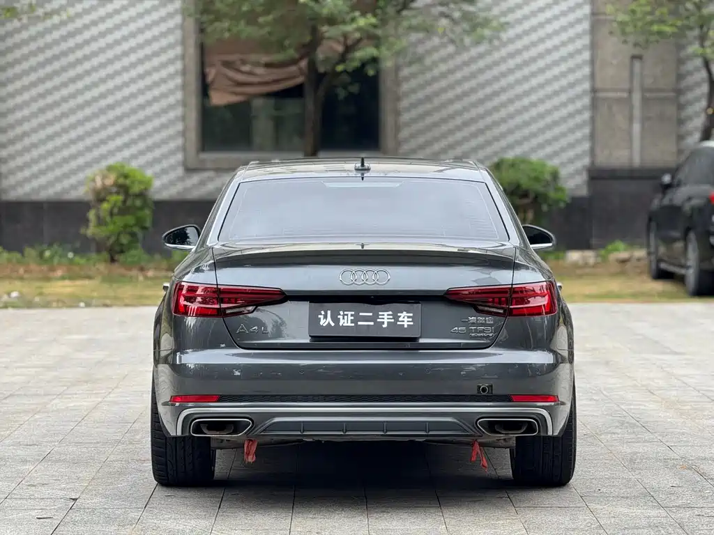 Audi A4L 2019 45 TFSI quattro sporty National VI купить на сайте DeffCars
