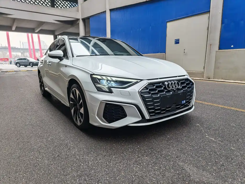 Audi A3 2022 A3L Limousine 35 TFSI Fashionable and Sporty купить на сайте DeffCars
