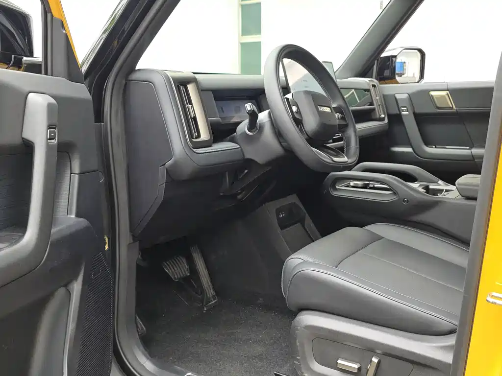 Fengyun X3L 2025 205 four-wheel drive high-energy version купить на сайте DeffCars
