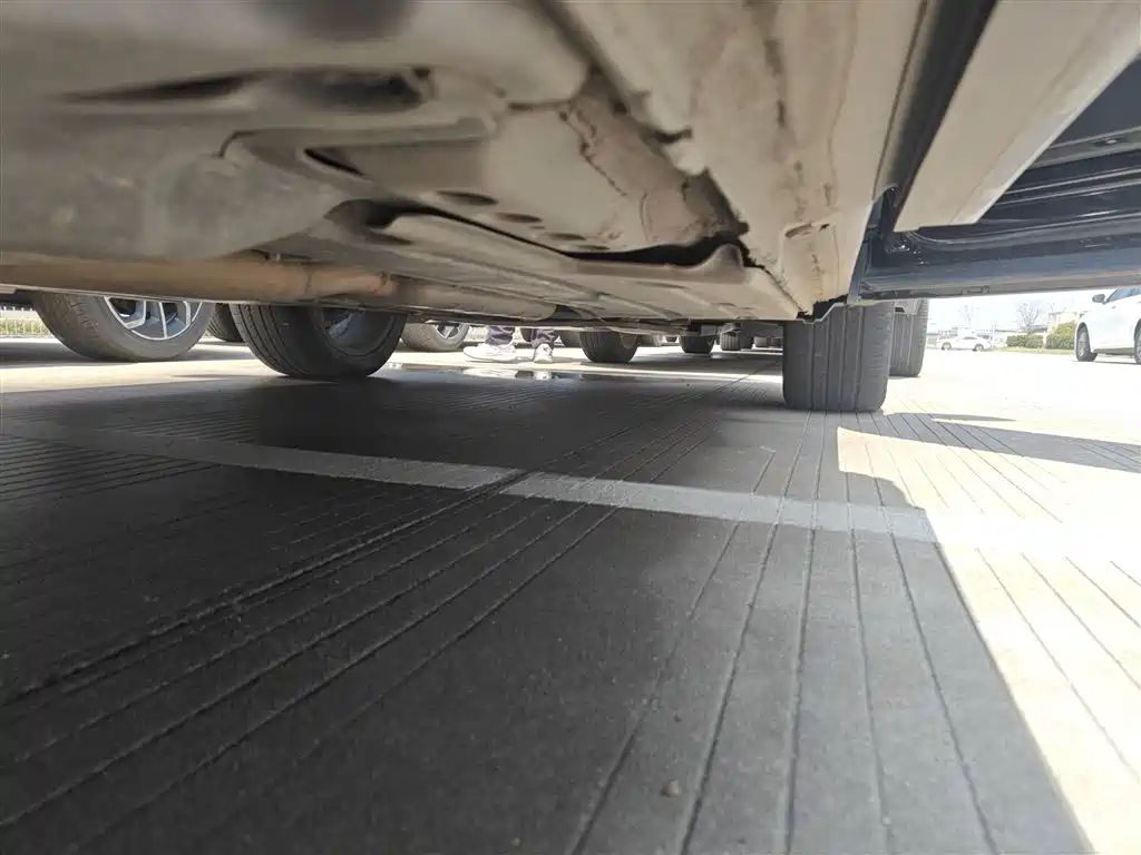 Lynk & Co 01 2023 1.5TD EM-F PM купить на сайте DeffCars