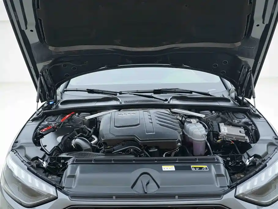 Audi A4L 2024 40 TFSI quattro RS kit combustion speed type купить на сайте DeffCars