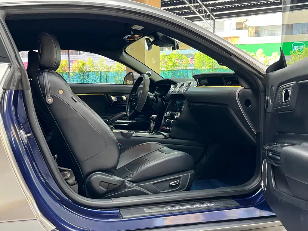 Mustang 2019 2.3L EcoBoost купить на сайте DeffCars