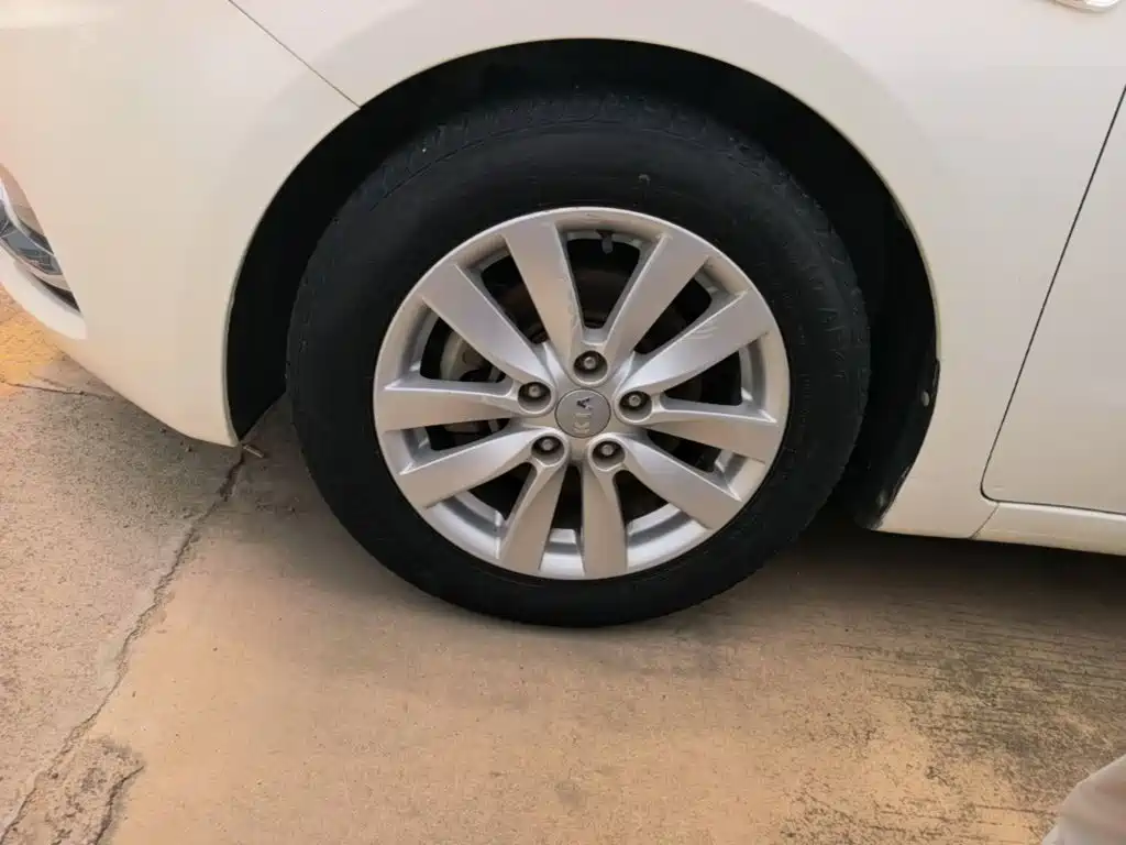 Kia K3 2015 1.6L automatic GL купить на сайте DeffCars