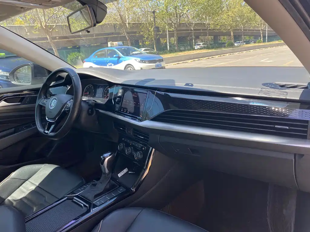 Passat 2019 330TSI Elite Edition National VI купить на сайте DeffCars