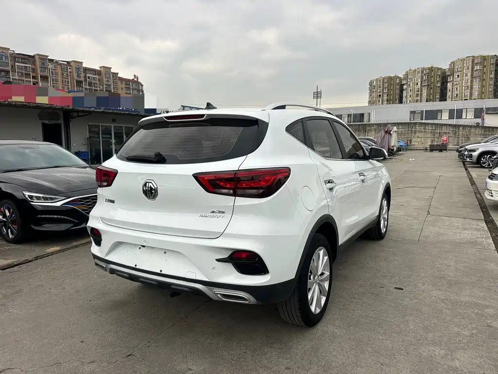 MG ZS 2022 180DVVT automatic sports version купить на сайте DeffCars