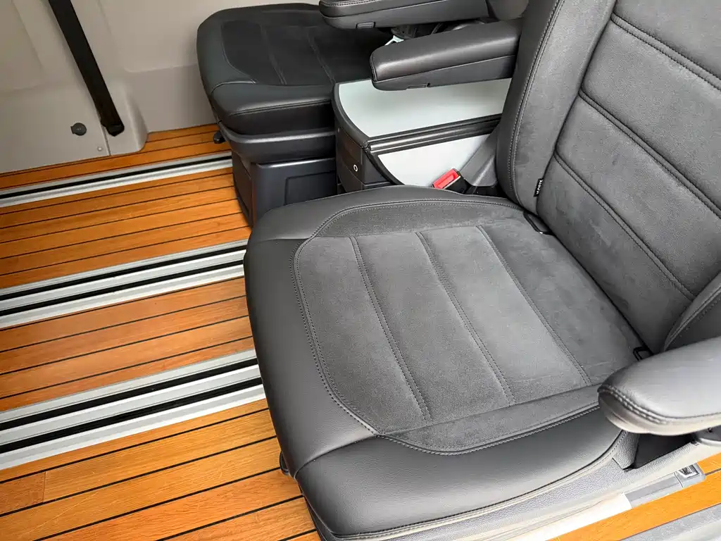 Kailuwei 2019 2.0TSI four-wheel drive luxury version 7 seats купить на сайте DeffCars