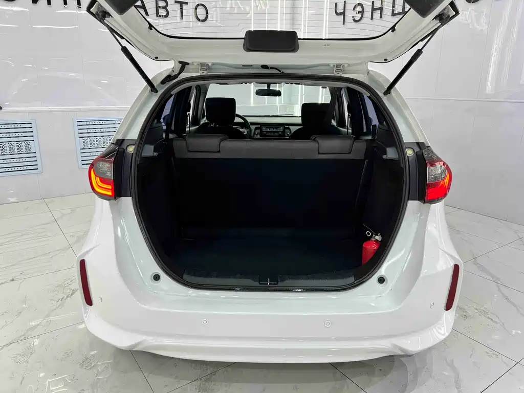 Fit 2021 1.5L CVT Trendy Edition купить на сайте DeffCars
