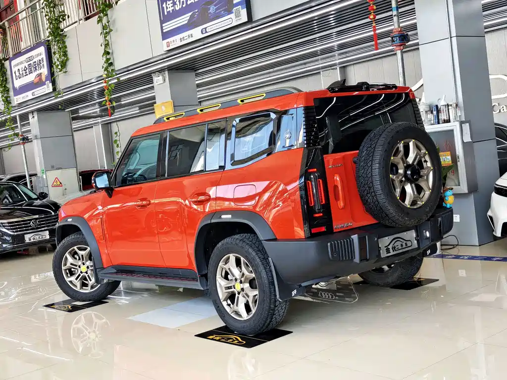 Jietu Traveler 2023 2.0T four-wheel drive conquers купить на сайте DeffCars
