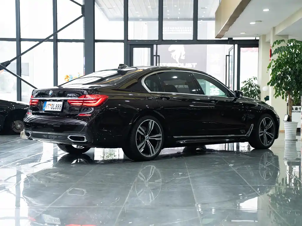 BMW 7 Series 2018 750Li xDrive M Sports Package купить на сайте DeffCars