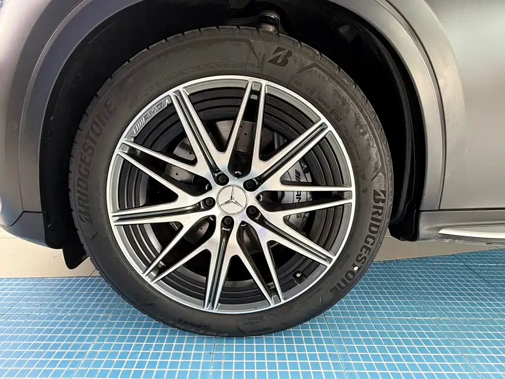 Mercedes-Benz GLC AMG 2024 AMG GLC 43 4MATIC купить на сайте DeffCars