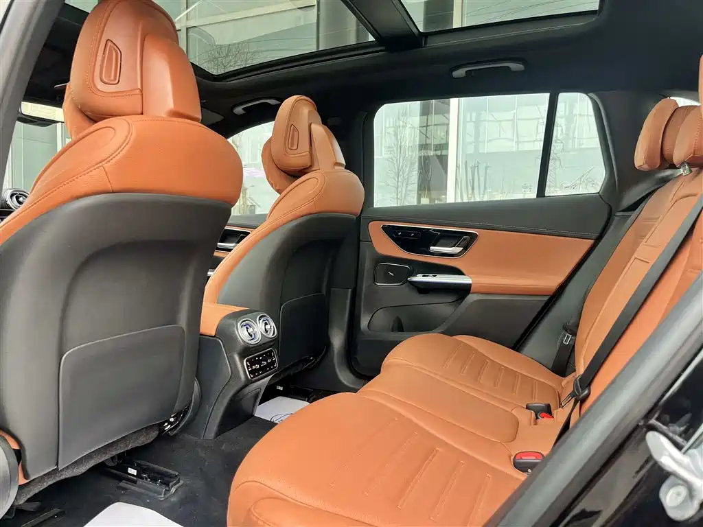 Mercedes-Benz GLC New Energy 2025 350 e L 4MATIC Collector's Edition купить на сайте DeffCars