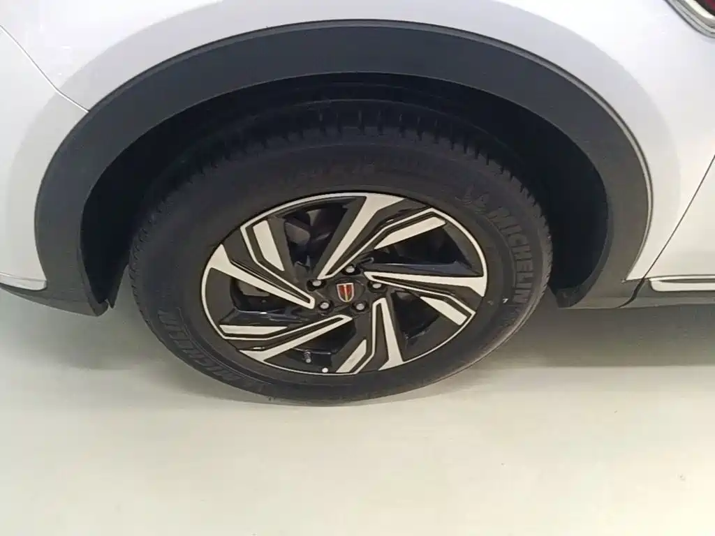 Hongqi HS5 2022 facelift 2.0T Zhilian Flagship Edition купить на сайте DeffCars