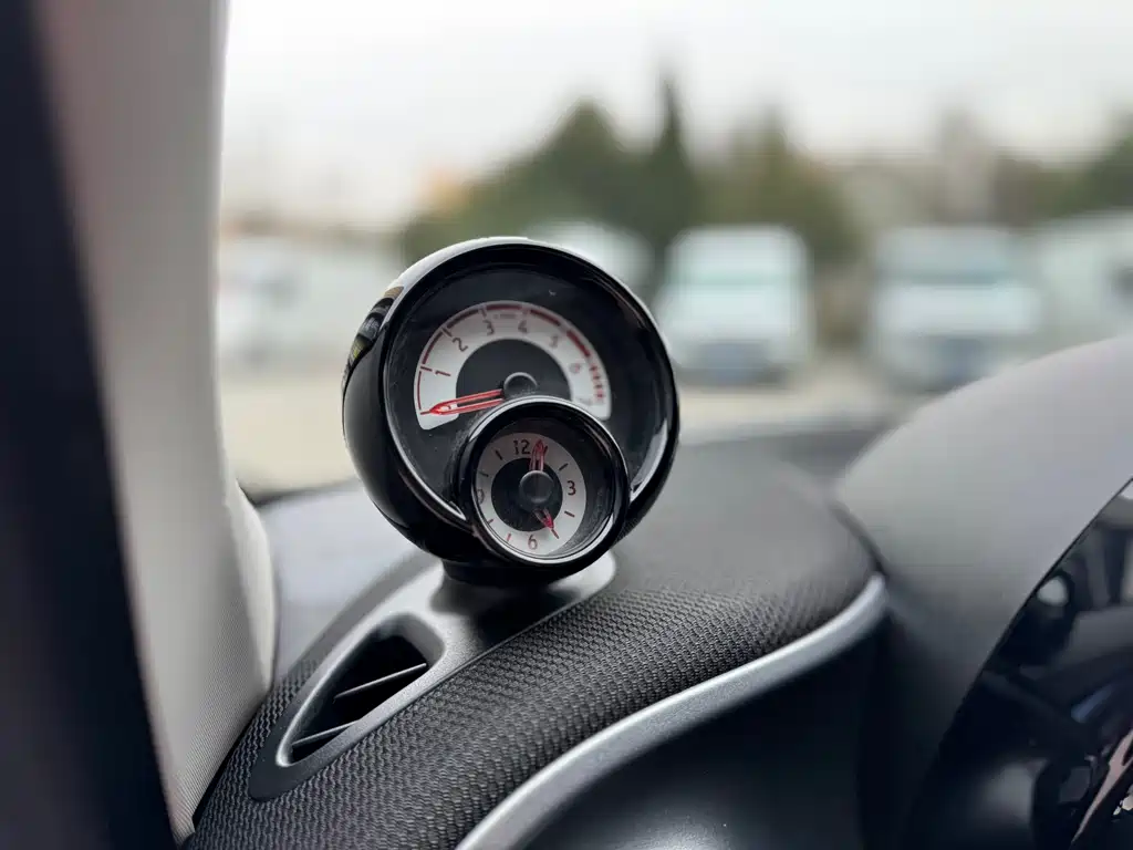smart forfour 2018 0.9T 66kW Pioneer Edition купить на сайте DeffCars