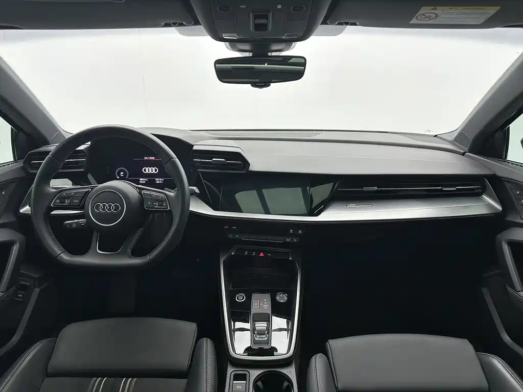 Audi A3 2023 A3L Limousine 35 TFSI Fashion Sporty купить на сайте DeffCars