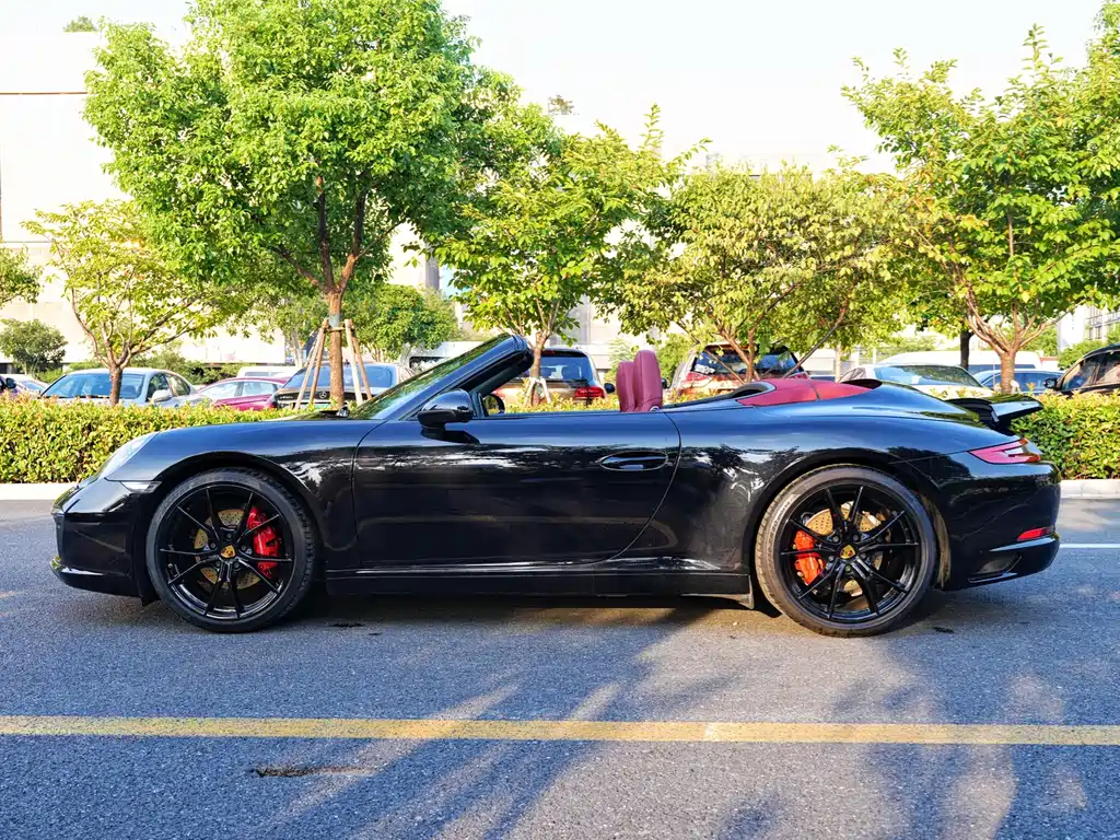 Porsche 911 2016 Carrera Cabriolet 3.0T купить на сайте DeffCars
