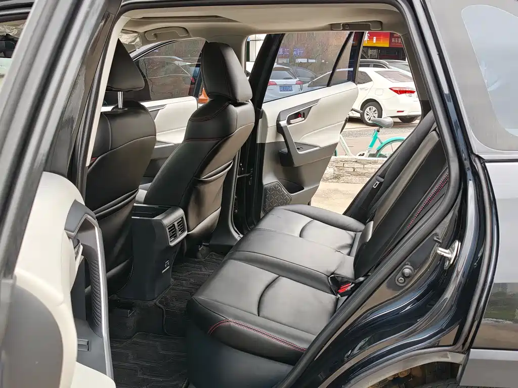 RAV4 Rongfang 2020 Dual Engine 2.5L E-CVT Two-wheel Drive Elite Edition купить на сайте DeffCars