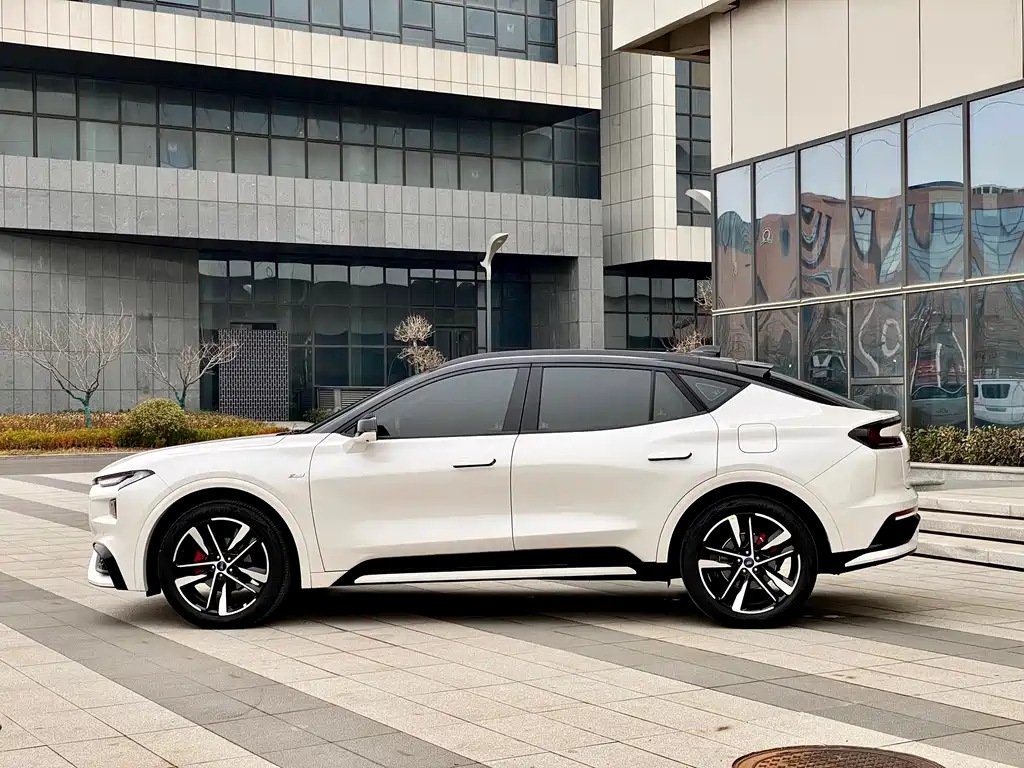 EVOS 2022 facelift EcoBoost 245 ST-Line купить на сайте DeffCars
