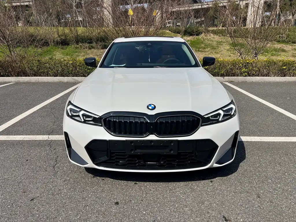 BMW 3 Series 2025 330Li M Sports Night Package купить на сайте DeffCars