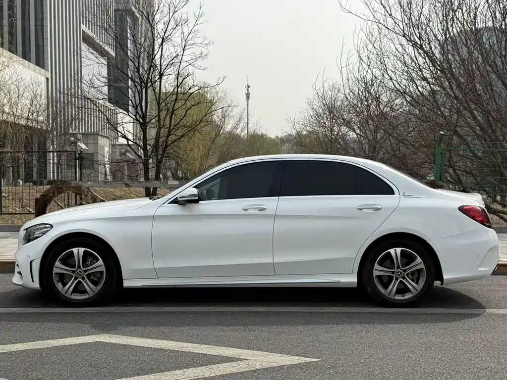 Mercedes-Benz C-Class 2021 C 260 L Sports Edition купить на сайте DeffCars