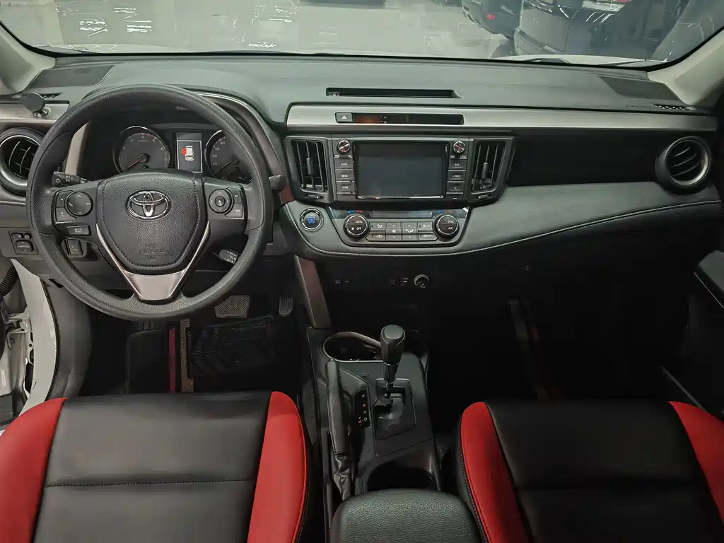 RAV4 Rongfang 2019 2.0L CVT 2WD Fashion X Limited Edition National VI купить на сайте DeffCars