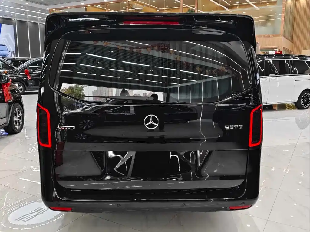 Vito 2024 2.0T Business Edition 7 seats купить на сайте DeffCars