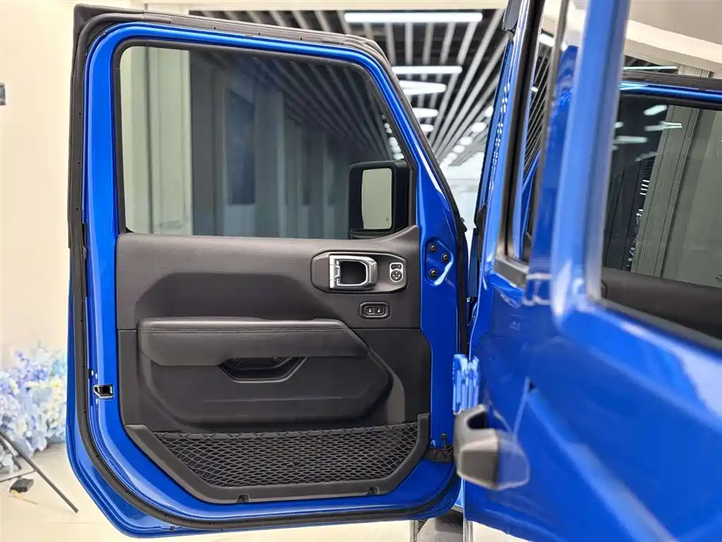 Wrangler 2022 2.0T Highlander Four-Door Edition купить на сайте DeffCars