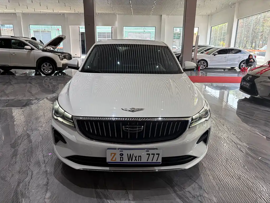 Emgrand 2022 4th generation 1.5L CVT premium model купить на сайте DeffCars