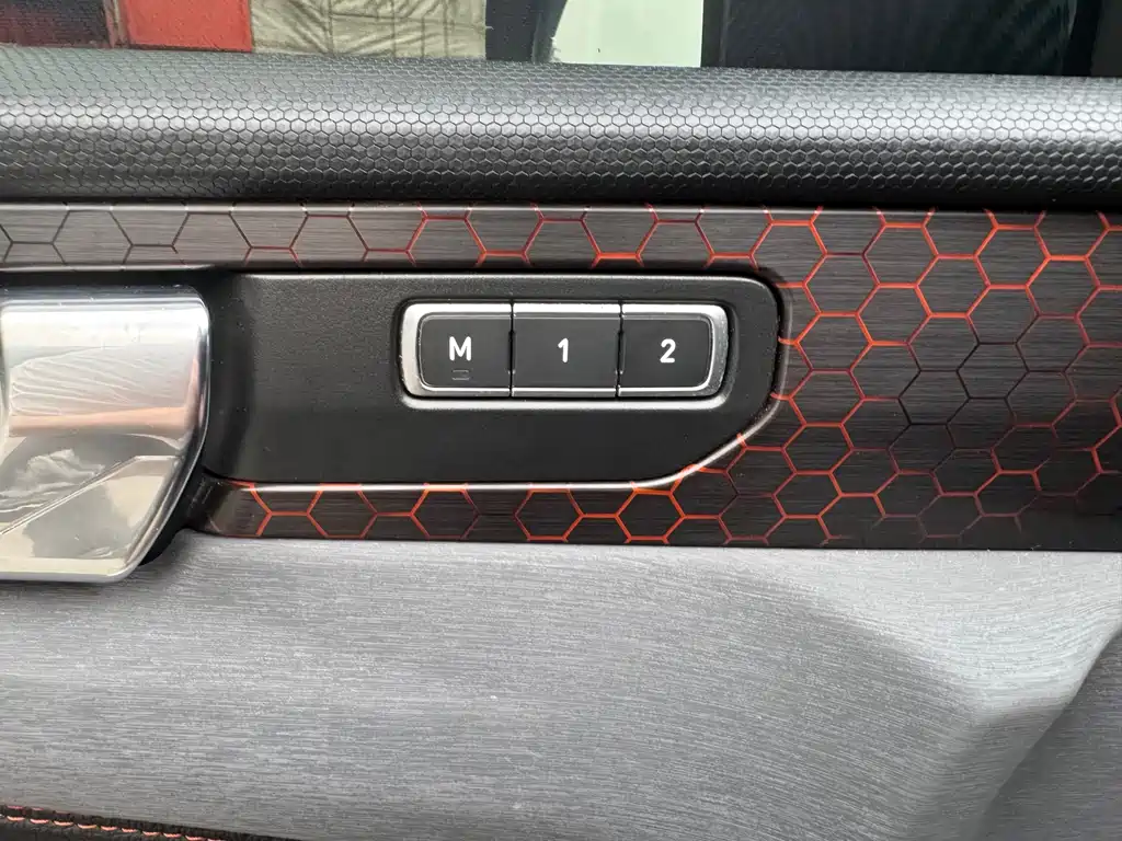 Lynk & Co 03 2019 2.0TD Automatic Pro Edition купить на сайте DeffCars