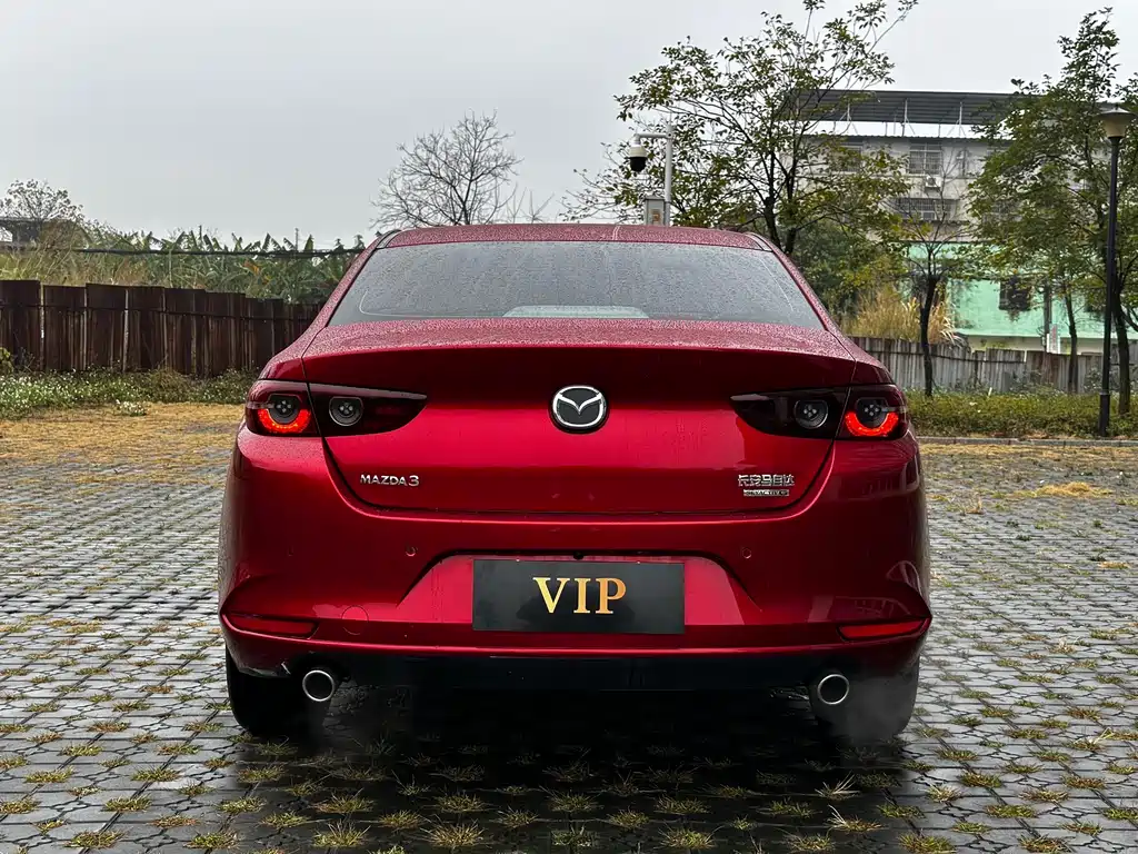 Mazda3 Angkesela 2020 2.0L Automatic Premium Edition купить на сайте DeffCars