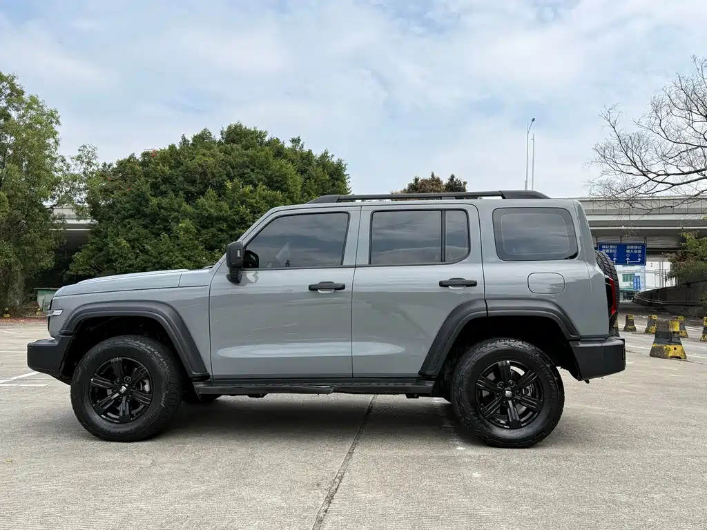 Tank 300 2021 Off-Road Version 2.0T Conqueror купить на сайте DeffCars
