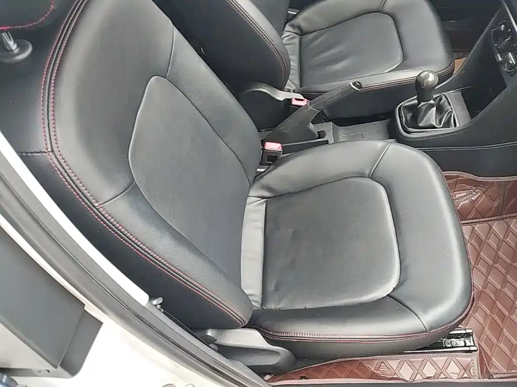 Jetta 2015 Premium Edition 1.4L Manual Fashion Model купить на сайте DeffCars