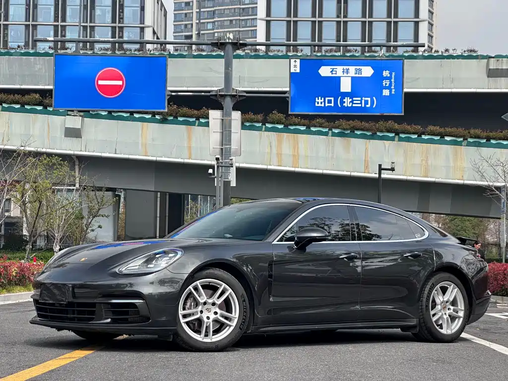 Panamera 2019 Panamera 2.9T купить на сайте DeffCars