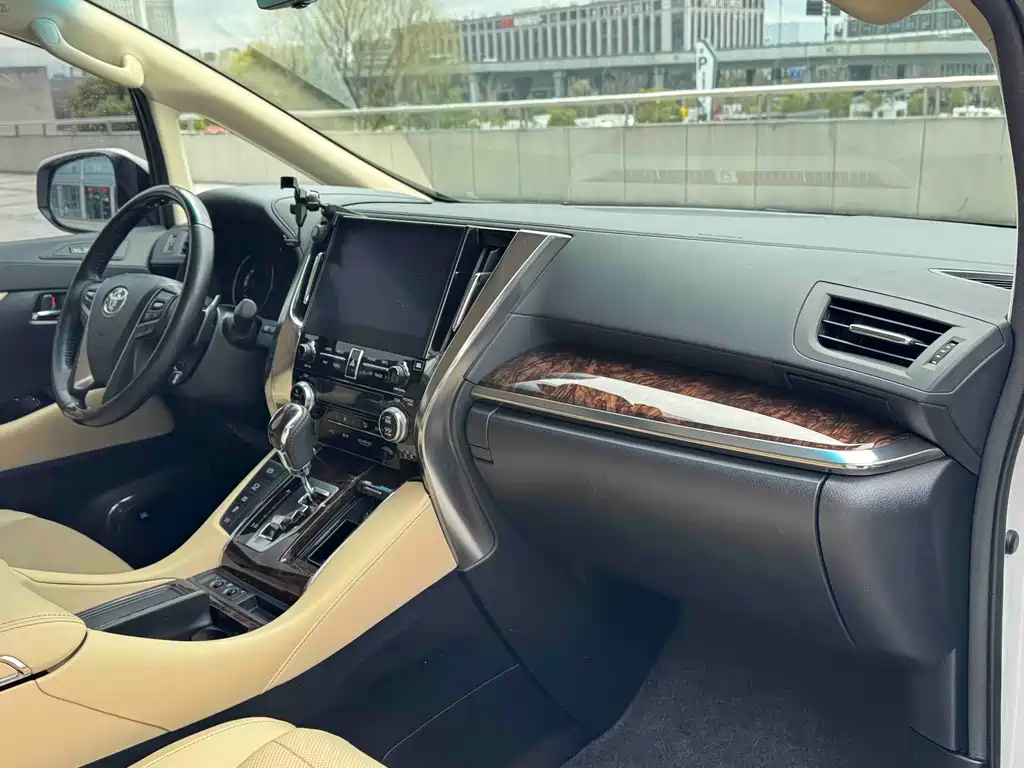 Alfa 2020 Dual Engine 2.5L Deluxe Edition купить на сайте DeffCars