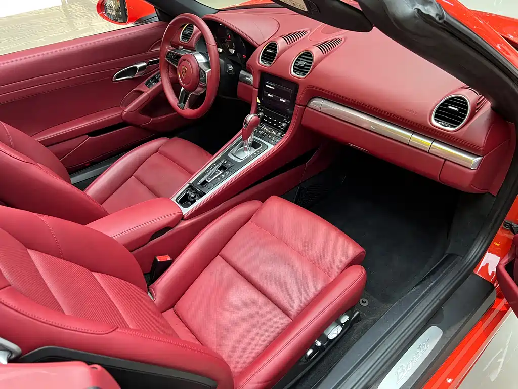 Porsche 718 2018 Boxster 2.0T купить на сайте DeffCars